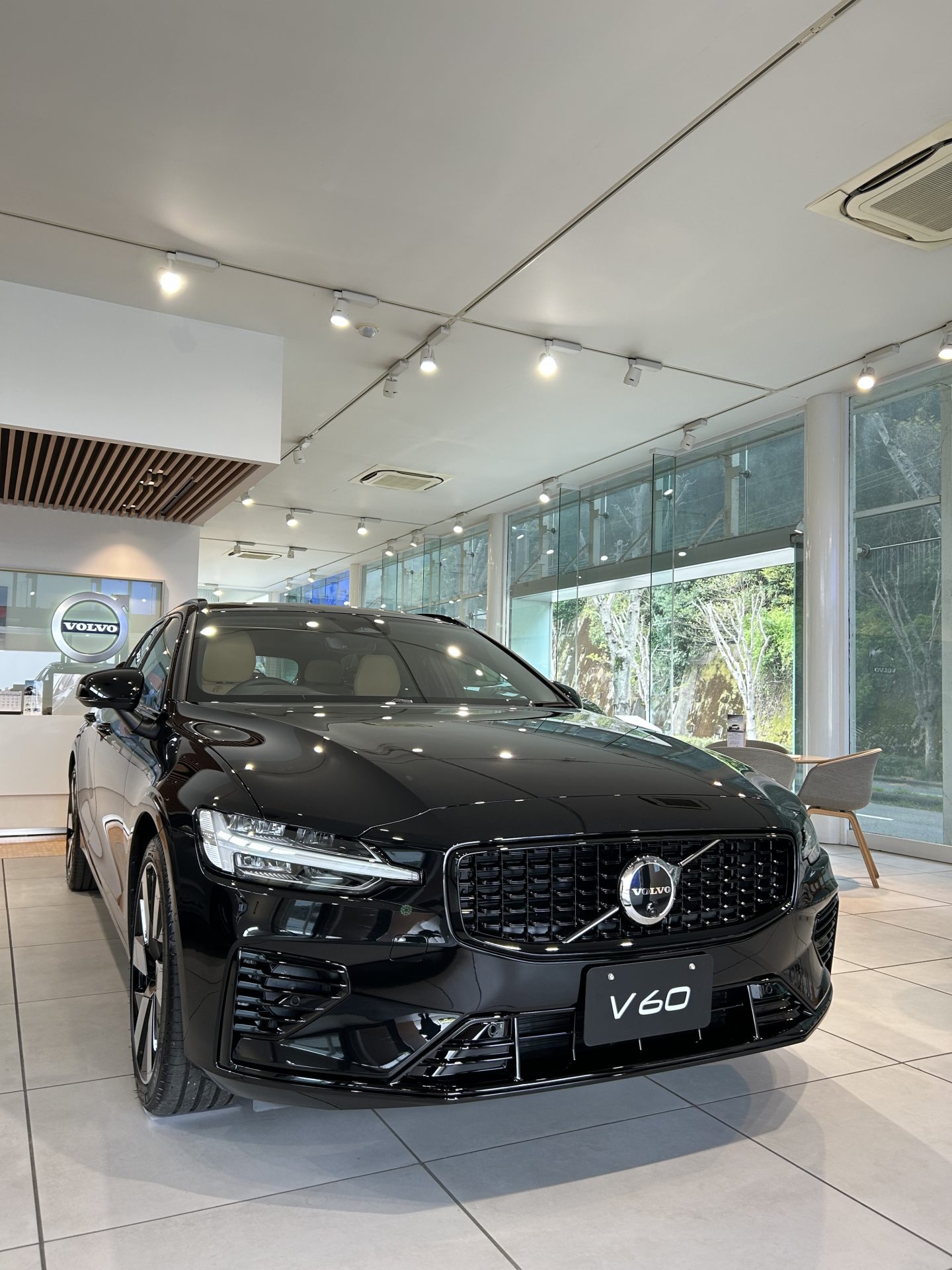 V60 Ultra T6 AWD plug-in hybrid