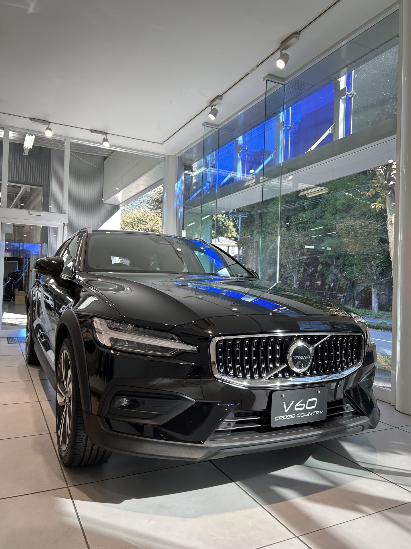 V60 Cross Country Ultra B5 AWD